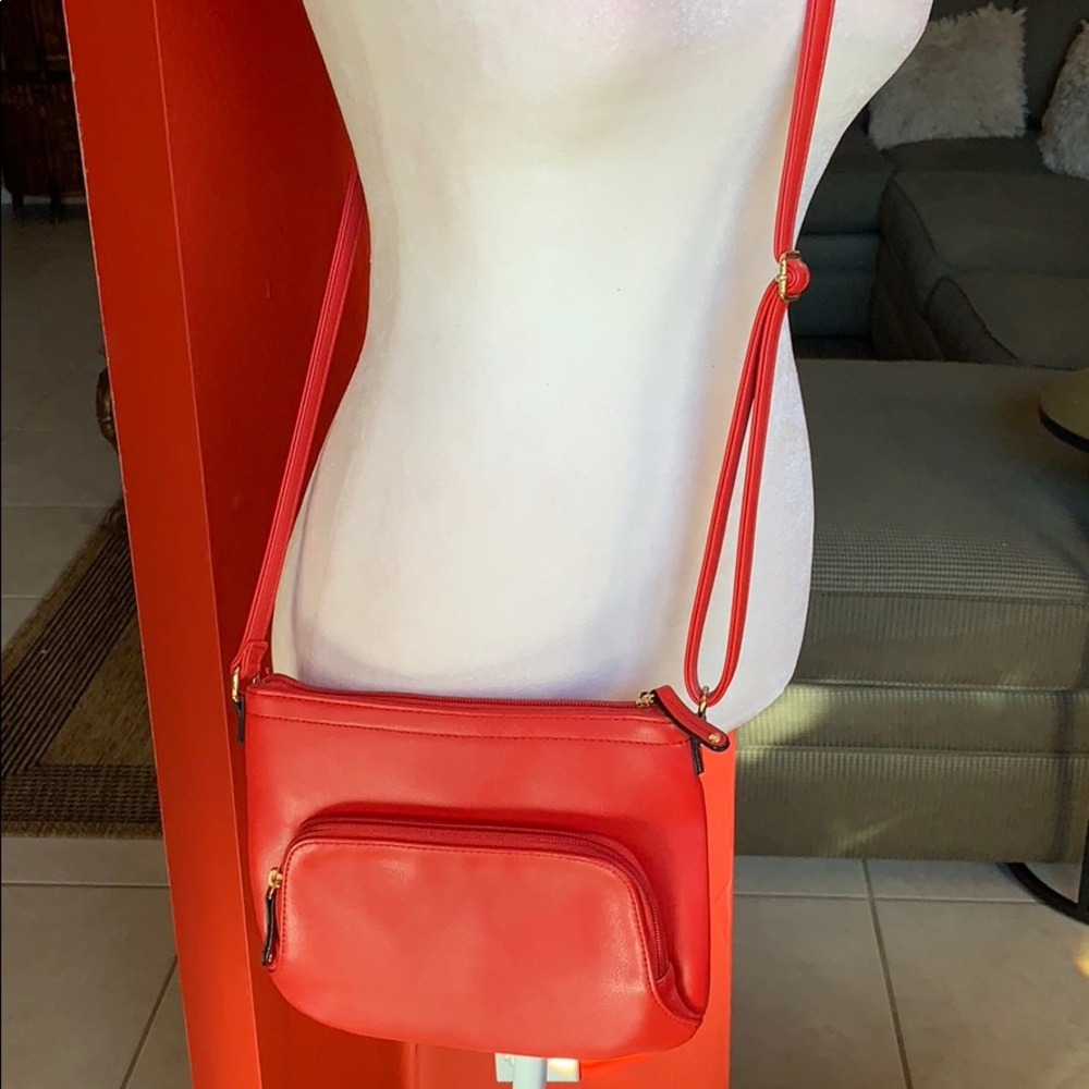 Pretty ❤️Tignanello Red crossbody purse !